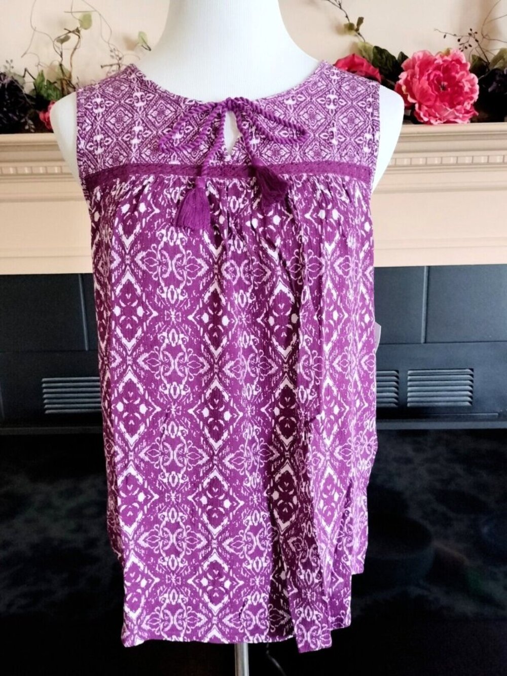 Indigo GNW Purple Boho Print Top M Crochet Detail Sleeveless Woven Tassels